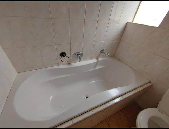 2 BEDROOM PROPERTY TO RENT IN DALPARK EXT 1